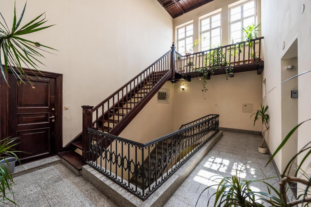 Lovely Apartment In The Heart Of Warszawa Eksteriør billede